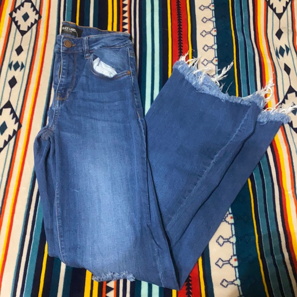 never worn! size 3!